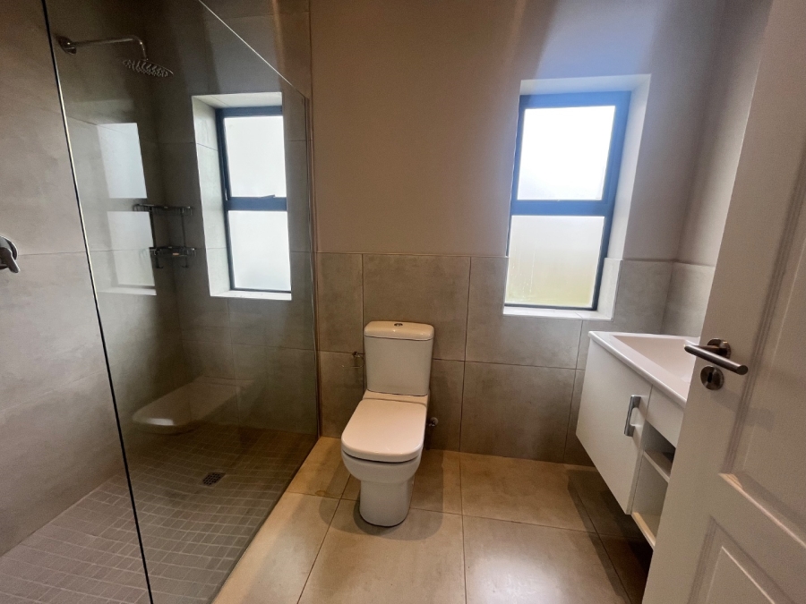 To Let 2 Bedroom Property for Rent in Heatherlands Western Cape